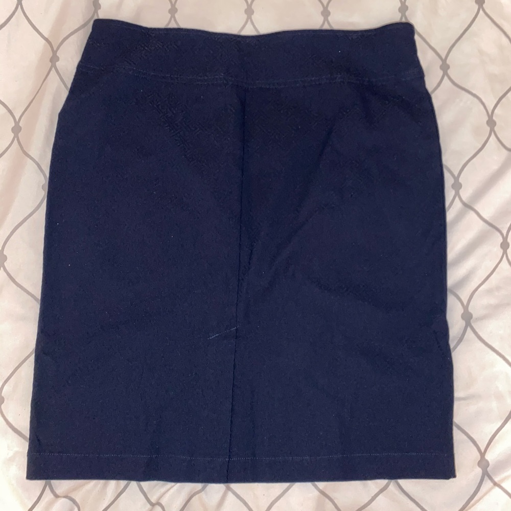 Navy pencil skirt size large